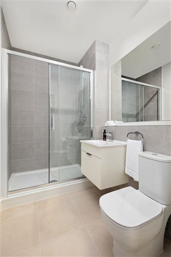 https://photos-a.propertyimages.ie/media/1/1/0/4951011/1b657dd6-21eb-44cc-9ffb-637090d14d68_l.jpg