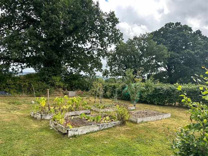 Maple Lodge, Kilcullen, Thomastown, Kilkenny