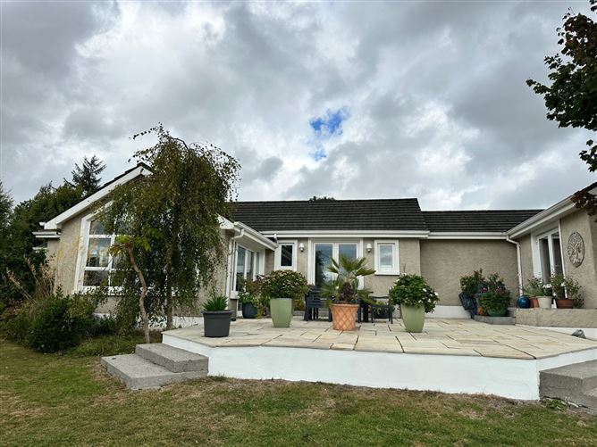 Maple Lodge, Kilcullen, Thomastown, Kilkenny