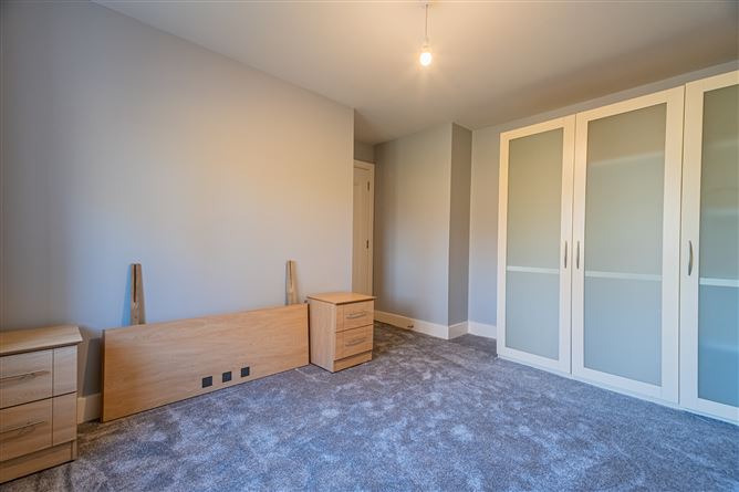 44 Ard Michael, Longford, Longford