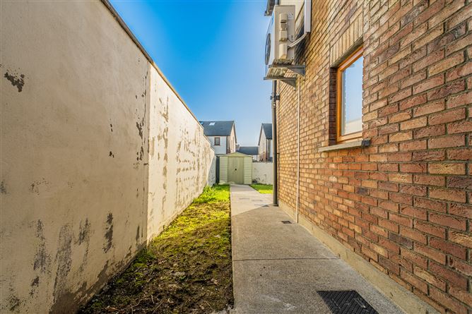 44 Ard Michael, Longford, Longford