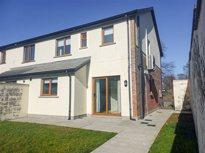 44 Ard Michael, Longford, Longford