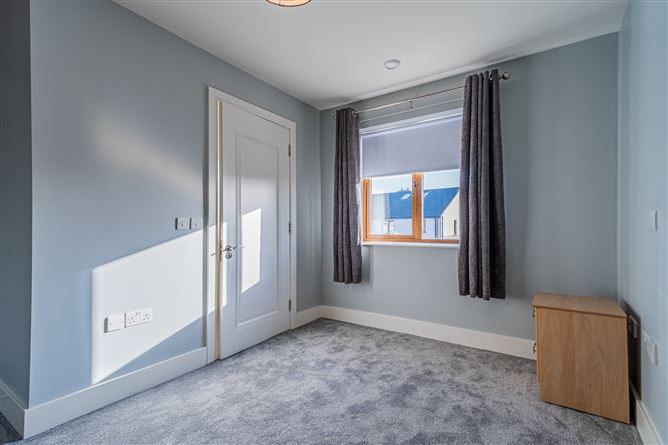 44 Ard Michael, Longford, Longford