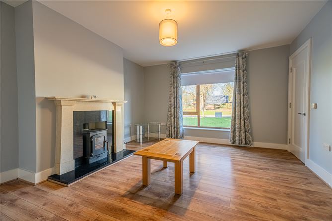 44 Ard Michael, Longford, Longford