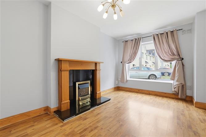 6 Sweetbriar, Thomas Street, Clonmel, Co. Tipperary