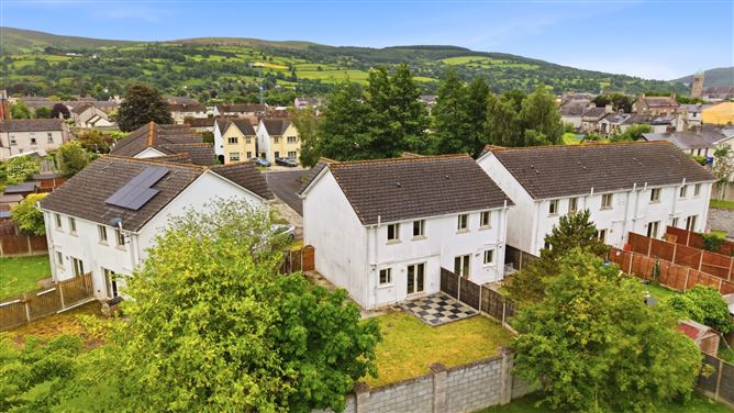 Photo 22 of 24 — 6 Sweetbriar, Thomas Street, Clonmel, Co. Tipperary