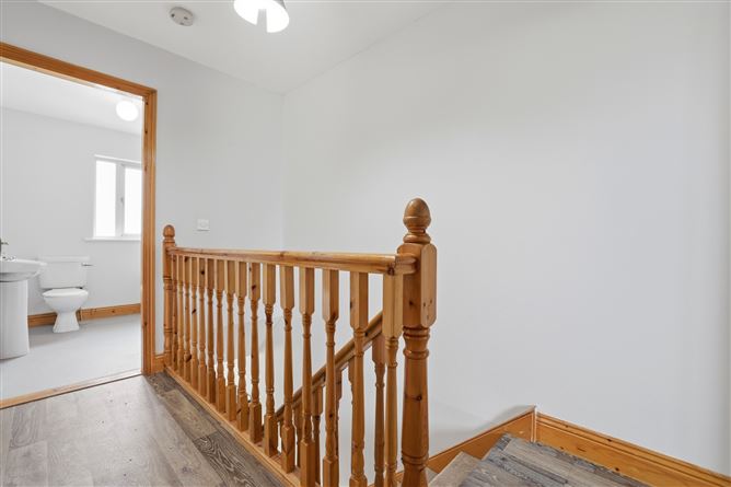 Photo 11 of 24 — 6 Sweetbriar, Thomas Street, Clonmel, Co. Tipperary