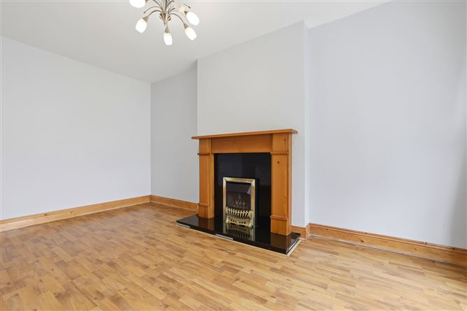 Photo 6 of 24 — 6 Sweetbriar, Thomas Street, Clonmel, Co. Tipperary