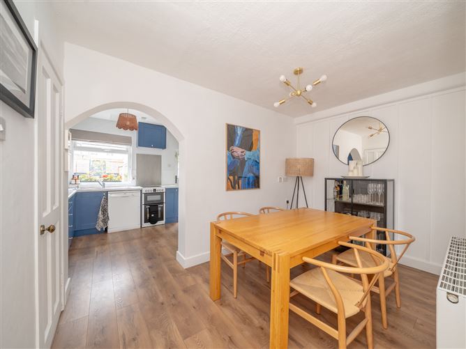 Photo 5 of 32 — 104 Kickham Road, Dublin 8, Co. Dublin