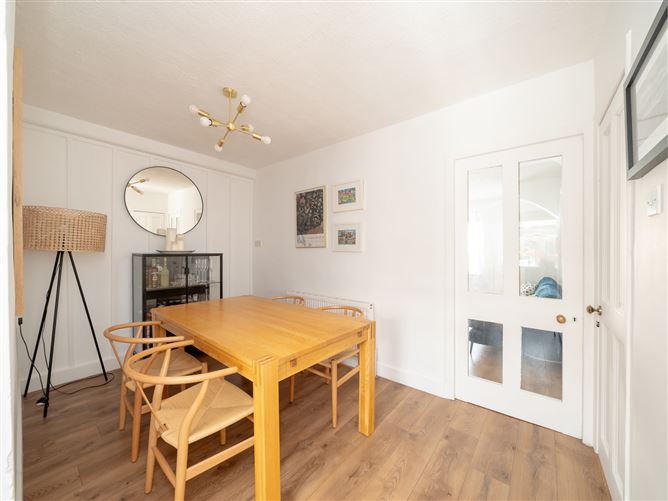 Photo 6 of 32 — 104 Kickham Road, Dublin 8, Co. Dublin