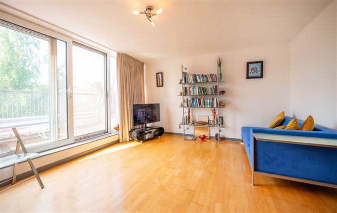 Photo 7 of 18 — 90 Griffith Hall, Glandore Road, Drumcondra, Dublin
