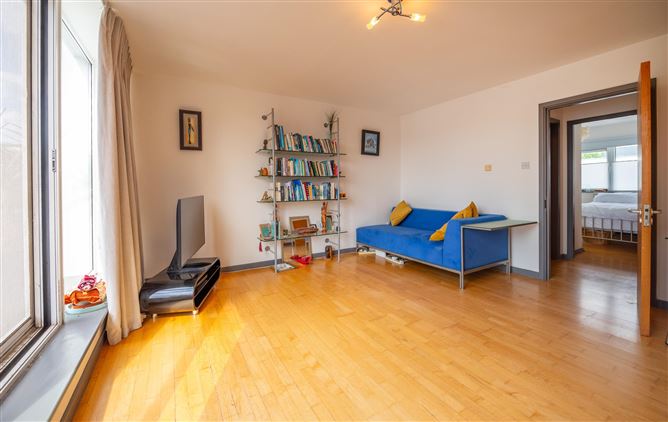 Photo 8 of 18 — 90 Griffith Hall, Glandore Road, Drumcondra, Dublin