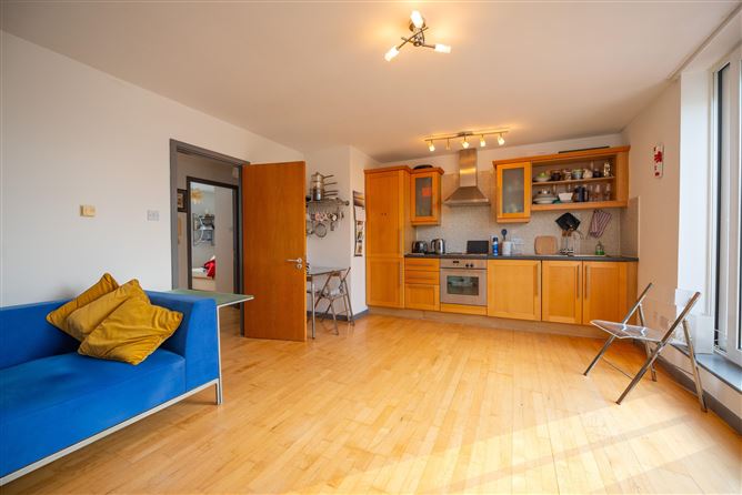 90 Griffith Hall, Glandore Road, Drumcondra, Dublin