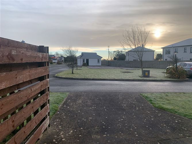 15 Grange Cove, Rosslare Strand, Wexford