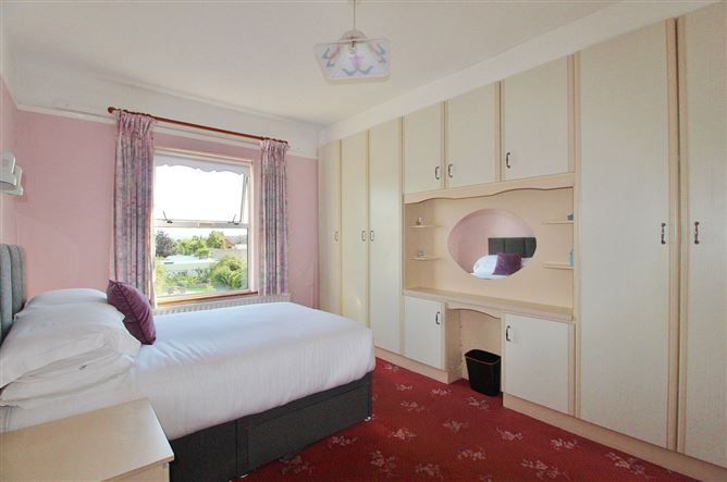 265 Howth Road, Killester, Dublin 5.