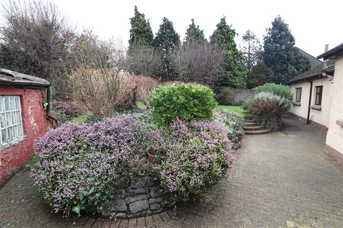6 Priory Park, Clancy Strand, Ennis Road, Limerick