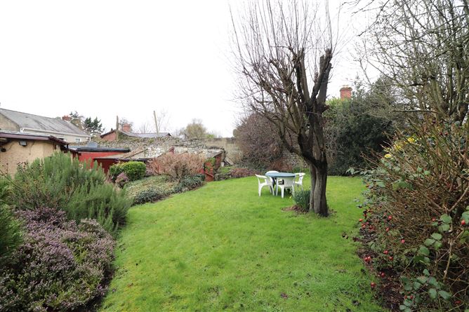 6 Priory Park, Clancy Strand, Ennis Road, Limerick