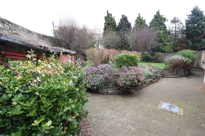 6 Priory Park, Clancy Strand, Ennis Road, Limerick