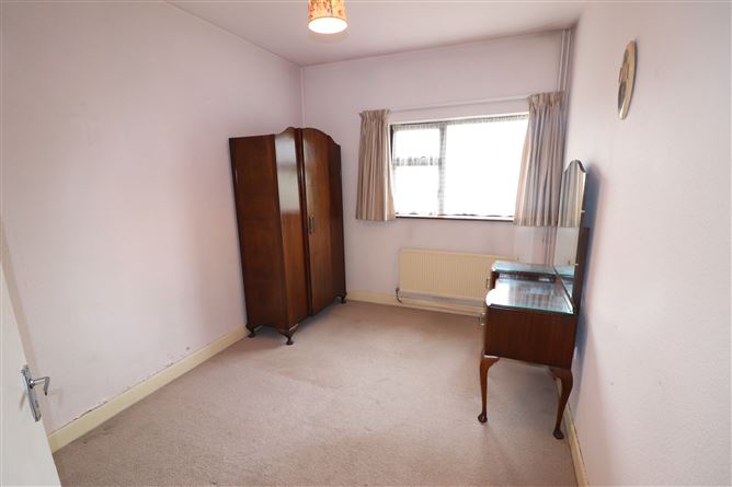 6 Priory Park, Clancy Strand, Ennis Road, Limerick