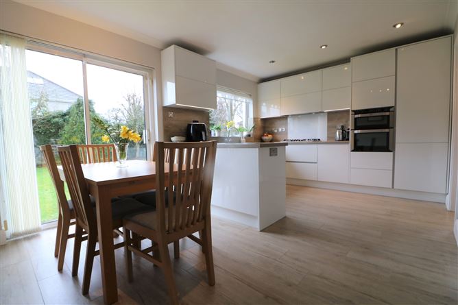 8 Glen Easton Avenue, Leixlip, Kildare