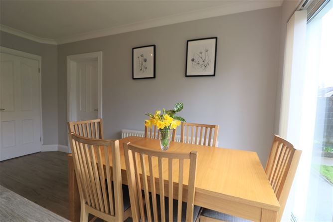 8 Glen Easton Avenue, Leixlip, Kildare