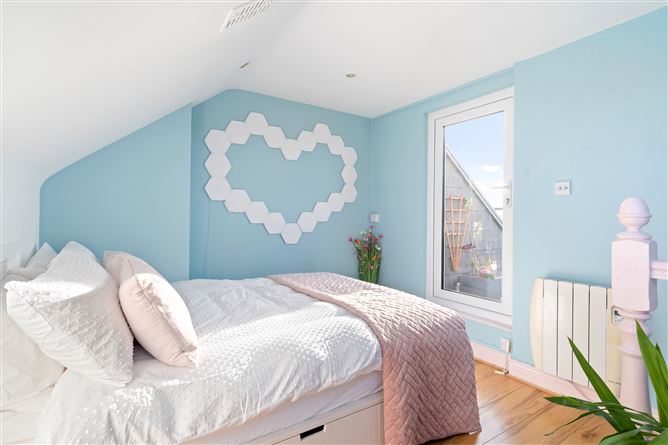 4 Edwin Terrace, Mellifont Avenue, Dun Laoghaire, County Dublin