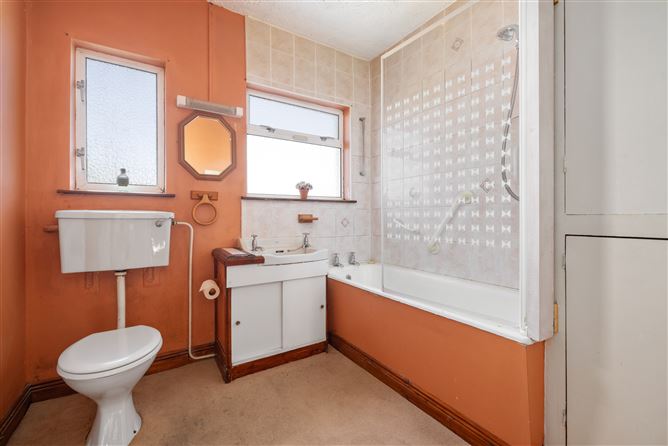 63 Slieve Rua Drive, Stillorgan,   County Dublin