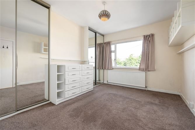 63 Slieve Rua Drive, Stillorgan,   County Dublin