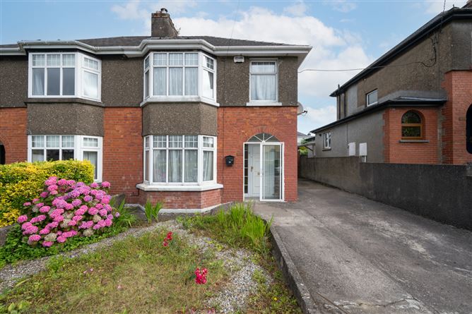 14 Saint Annes Drive, Montenotte, Cork