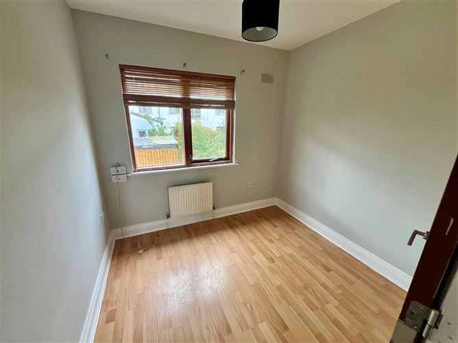 7 Hunters Court, Ballycullen, Dublin 24