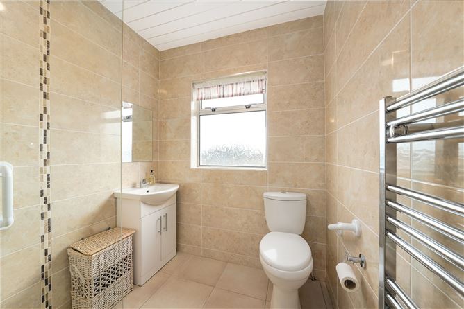 5 Riverside Crescent, Clonshaugh, Dublin 17