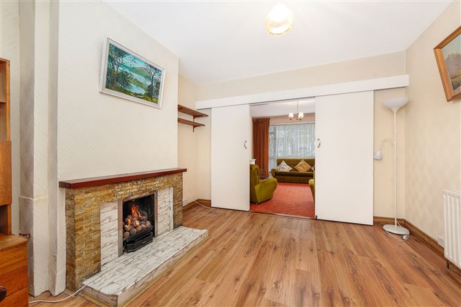 5 Riverside Crescent, Clonshaugh, Dublin 17