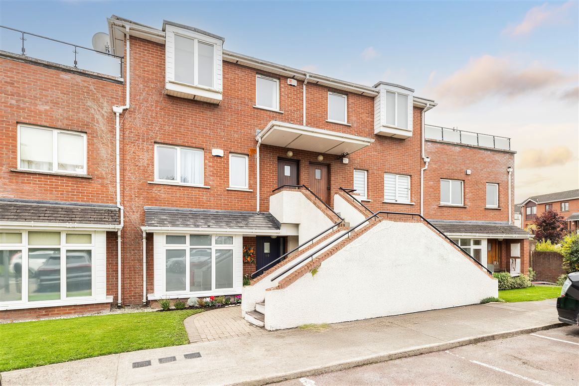 8 Hansted Crescent, Lucan, Dublin