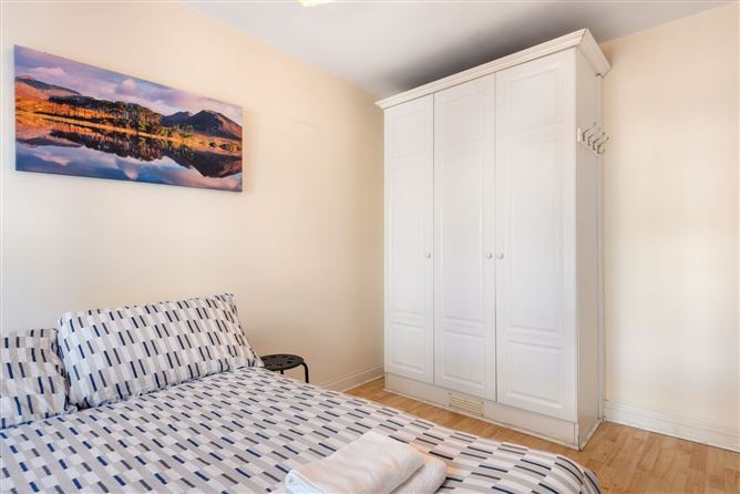 73 Blackhall Square, Smithfield, Dublin 7