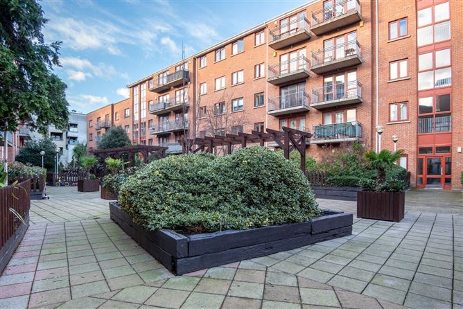 73 Blackhall Square, Smithfield, Dublin 7