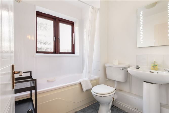 73 Blackhall Square, Smithfield, Dublin 7