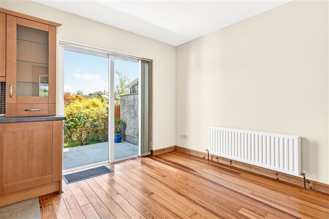 Photo 8 of 23 — 26 Woodville Court, Sligo, Sligo