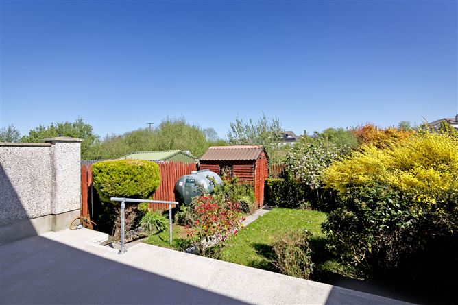 Photo 19 of 23 — 26 Woodville Court, Sligo, Sligo