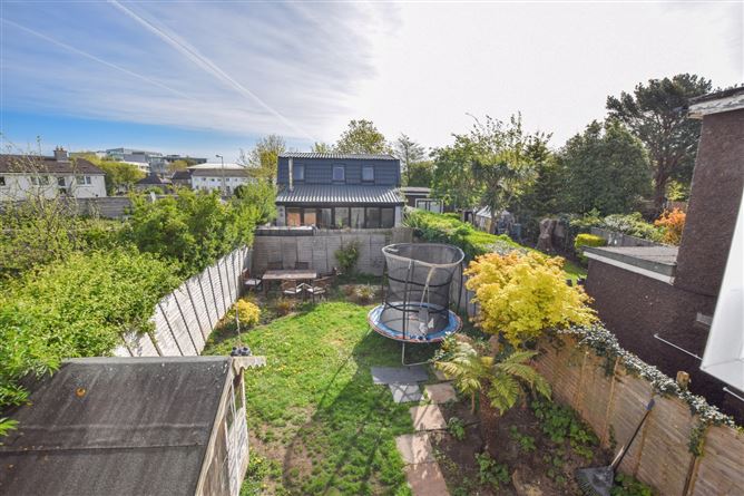 14 Saint Columbanus Road, Dundrum, Dublin 14