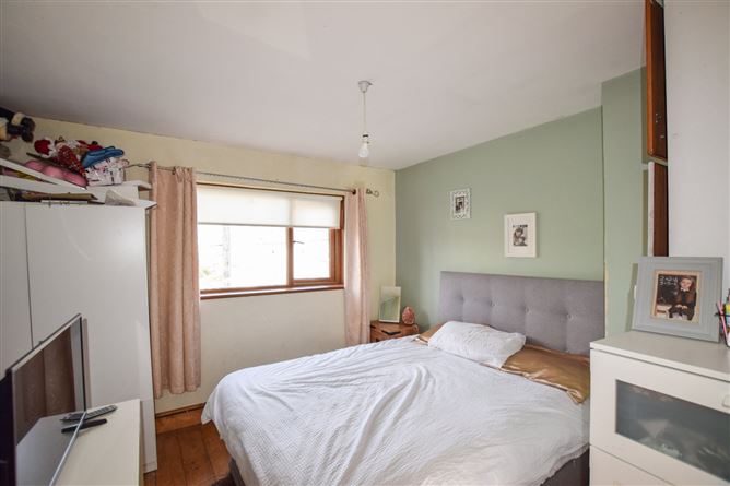 14 Saint Columbanus Road, Dundrum, Dublin 14