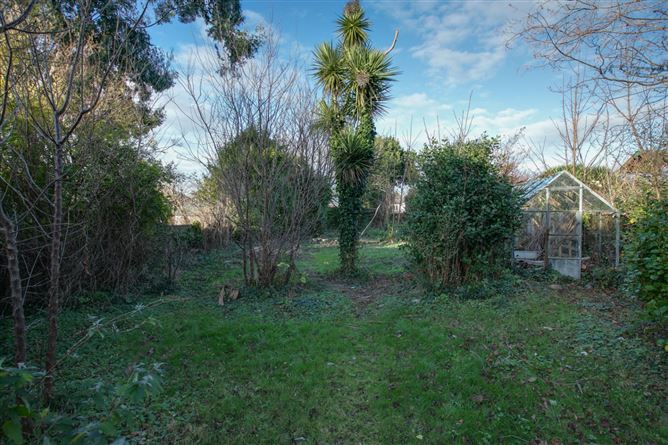 5 Dundela Avenue, Sandycove, Co. Dublin