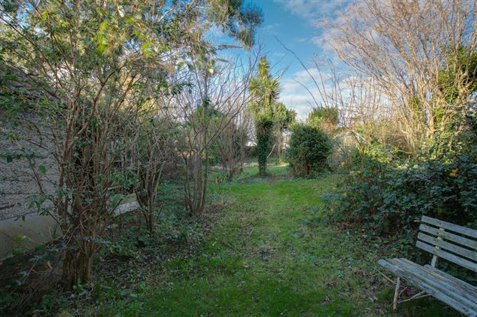 5 Dundela Avenue, Sandycove, Co. Dublin