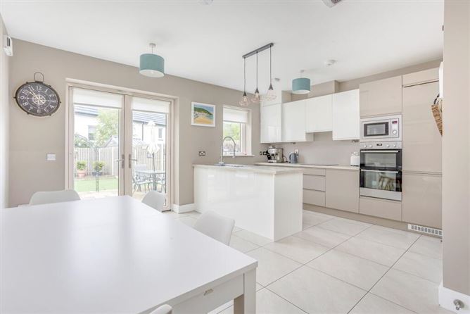 9 Shackleton Walk, Lucan, Dublin