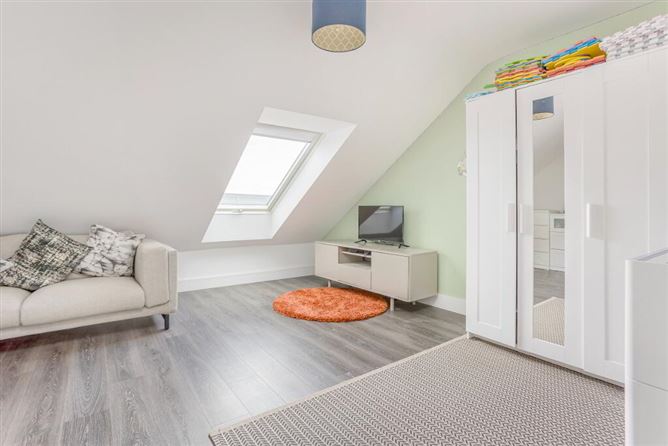 9 Shackleton Walk, Lucan, Dublin