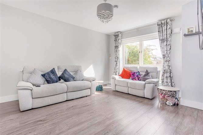 9 Shackleton Walk, Lucan, Dublin