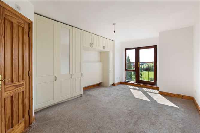 12 Rossmore Drive, Newtownmountkennedy, Co. Wicklow