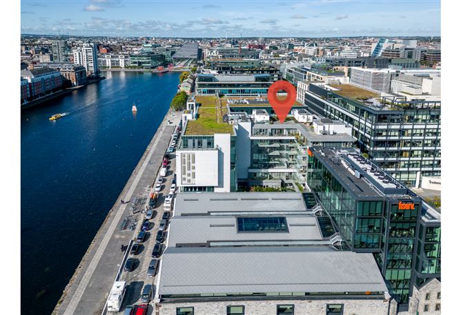 12 Hanover Court, Grand Canal Dk, Dublin 2
