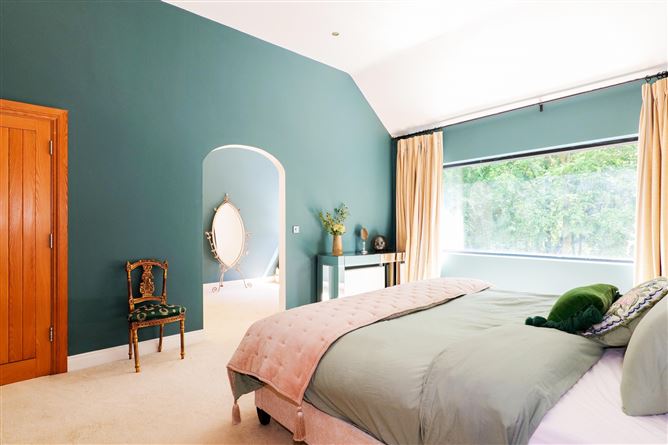 Belwood, Ballynahallia, Moycullen, Co. Galway