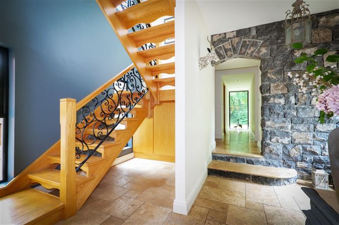 Belwood, Ballynahallia, Moycullen, Co. Galway