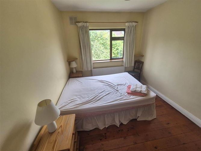 15 The Pines, Beaufort Place, Navan, Meath